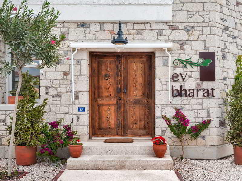 Ev Bharat Butique Hotel, อาเลอเจอติ ภายนอก รูปภาพ
